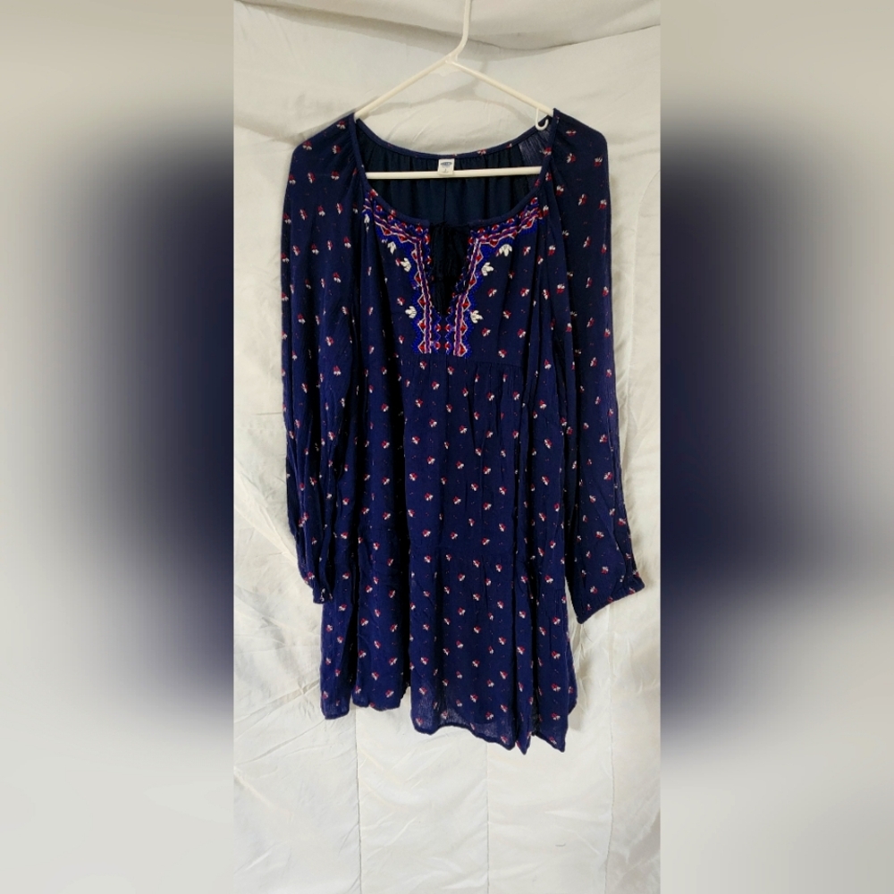 Old navy blue printed dress